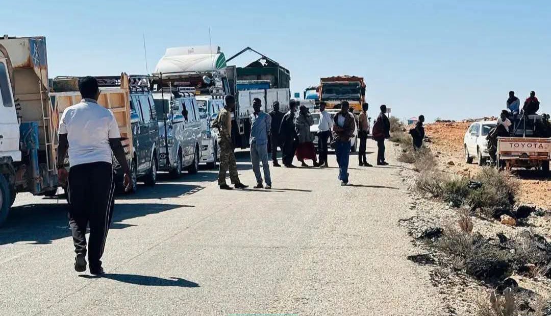 Ciidamo iyo gaadiid ku sugan waddada Boosaaso iyo Carmo